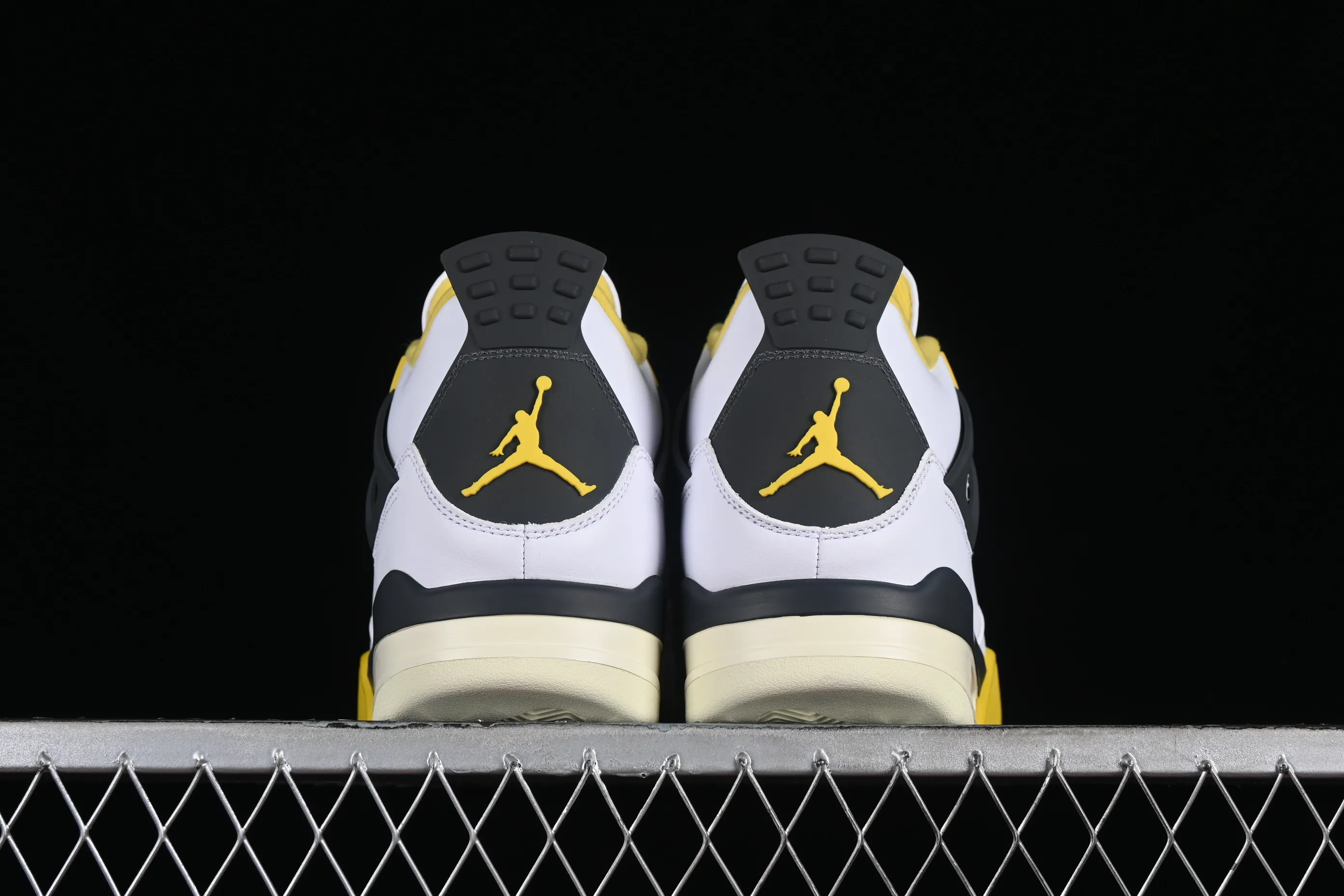 All categories Air Jordan Jordan series basketball shoes Air Jordan 4 GX foreign trade version Air Jordan 4 Retro "Vivid Sulfur" AJ4 Joe 4 Bai Lei Gong AQ9129-101